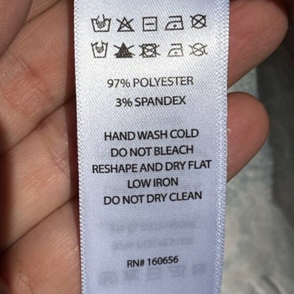 Rachel Zoe Women’s Medium Floral Satin Halter Lrg Back Tie Sleeveless Top Blouse - Picture 11 of 11